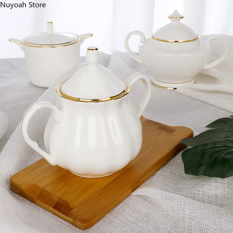 

Бытовая Керамическая емкость для хранения, креативная с ручкой, коробка для хранения с золотой обводкой, кухонные принадлежности, украшени...