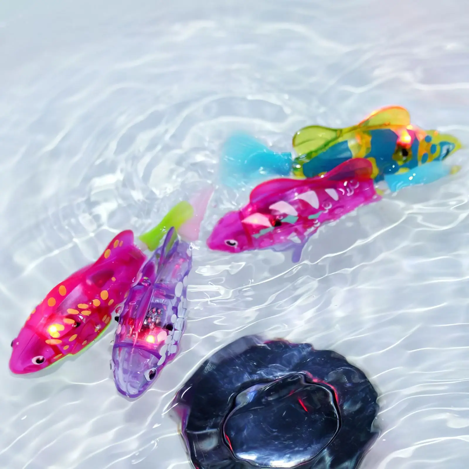 

Kids Bath Toys Electric Swimming Robot Fish Toy Mini Aquarium Fish Water Activated Swimming Fish with LED Light for Bathroom