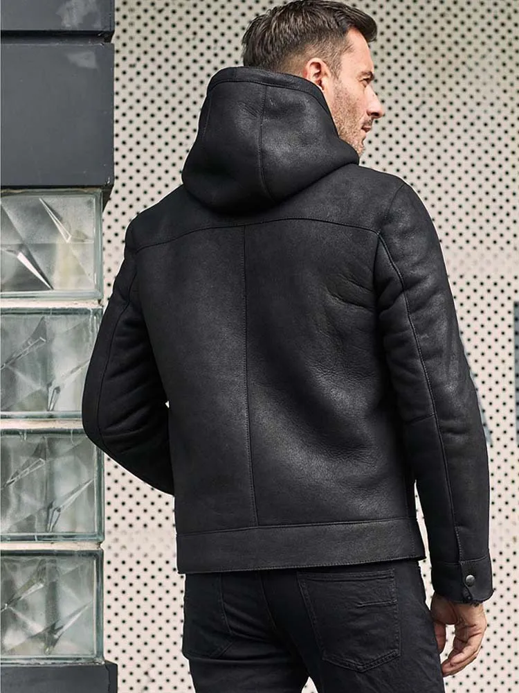 Куртка мужская короткая из овечьей шерсти черная повседневная зимняя