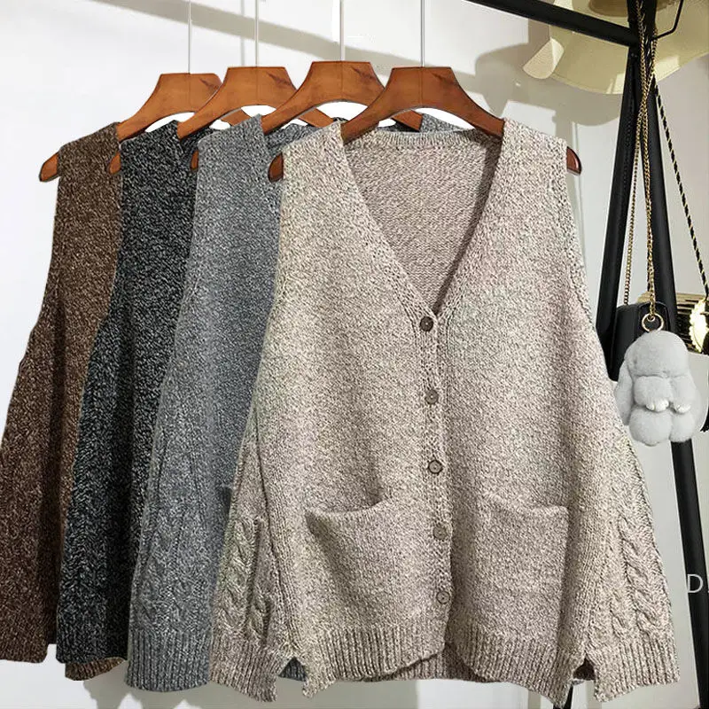 

V-neck Pocket Knitted Sweater Vest Women Plus Size Loose Single-breasted Sleeveless V-neck Solid Color Sweater Vest Femal Spring