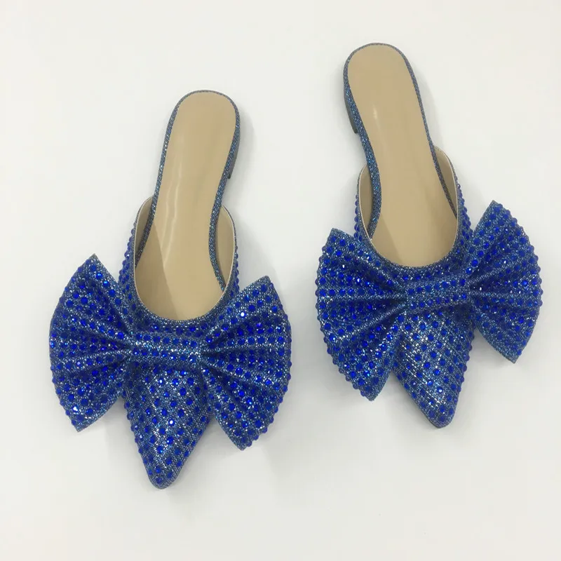 Шлепанцы женские с заостренным носом плоская подошва модные тапочки