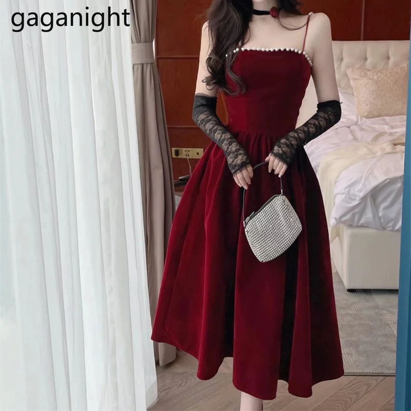 

Gaganight Women Red Velvet Spaghetti Strap Dress 2021 Autumn Winter French Retro Ladies Christmas Annual Meeting Velvet Dress