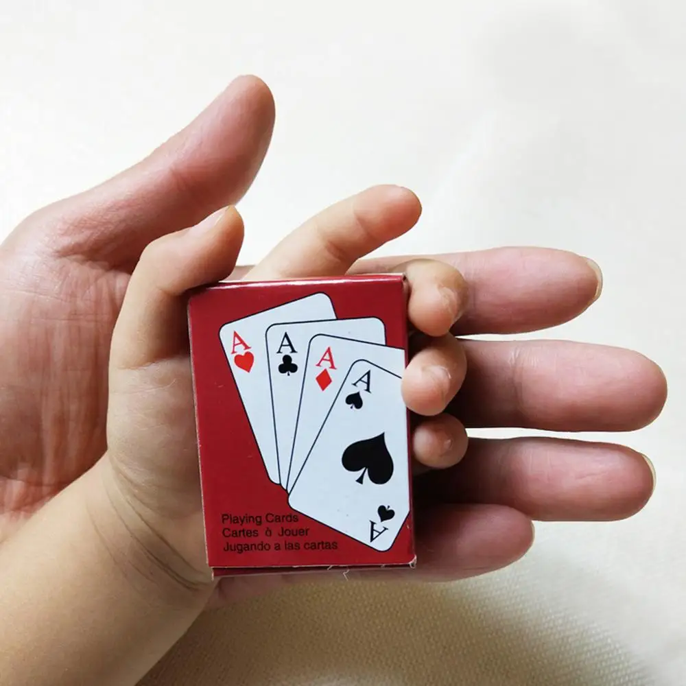 Ультра маленькие мини Игральные карты креативный Пасьянс милые дети мультфильм