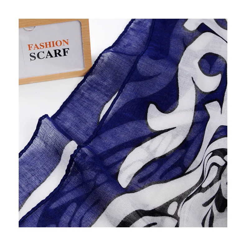 

Ladies Scarf Orc Kingdom Imitation Cotton Linen Beach Towel Turban Shawl Outdoor Outing Sunscreen Silk Scarf Christmas Gift