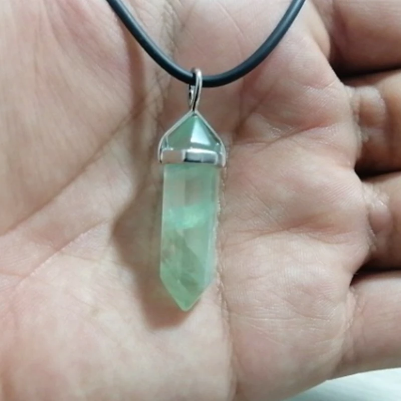 

Fashion Hiphop Fluorite Crystal Pillar Pendant Necklaces Hexagonal Bullet Quartz Necklaces Casual Punk Pendant