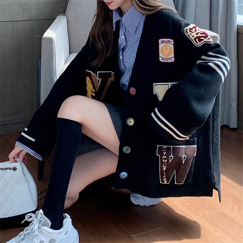 

WAYOFLOVE Fashion Letter Sweater Cardigan Women Casual Knitted Pocket Button Sweaters Cardigan Women Loose Winter Sweater Women