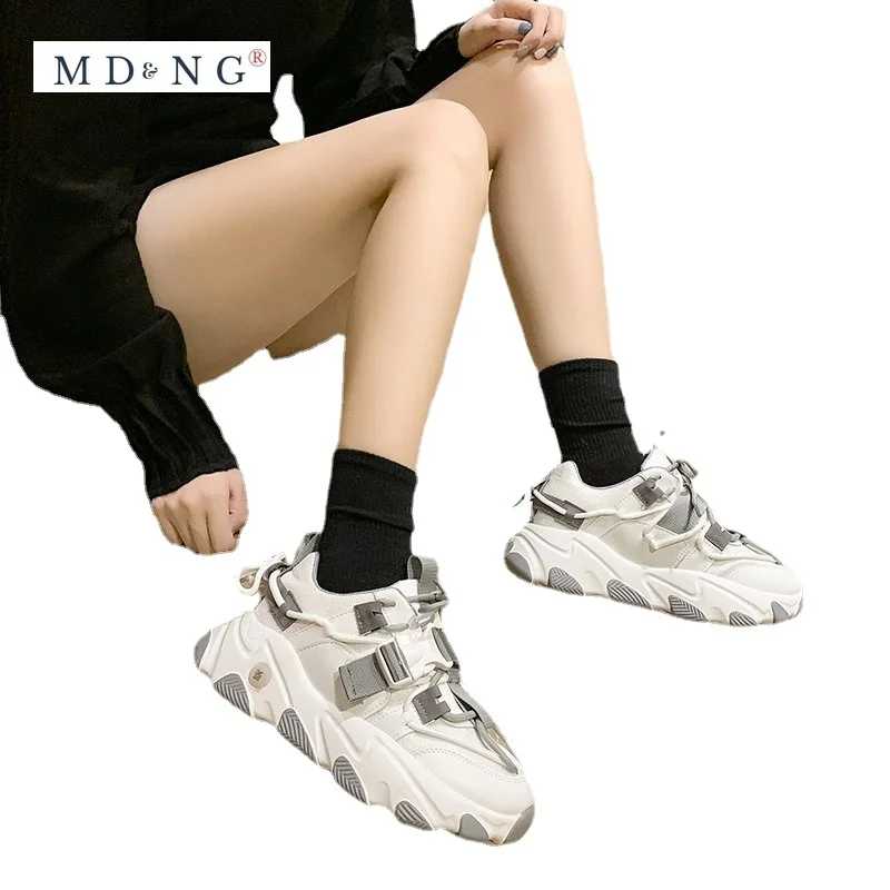 

MDNG 2021 Autumn New Women's Sneakers Buckle Platform Sneaker Walking Shoes Woman Casual Shoes Shoes for Women Sneakers Flats