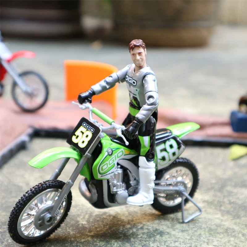 Игрушка в масштабе 1/18 игрушка для литья под давлением гоночная модель мотоцикла