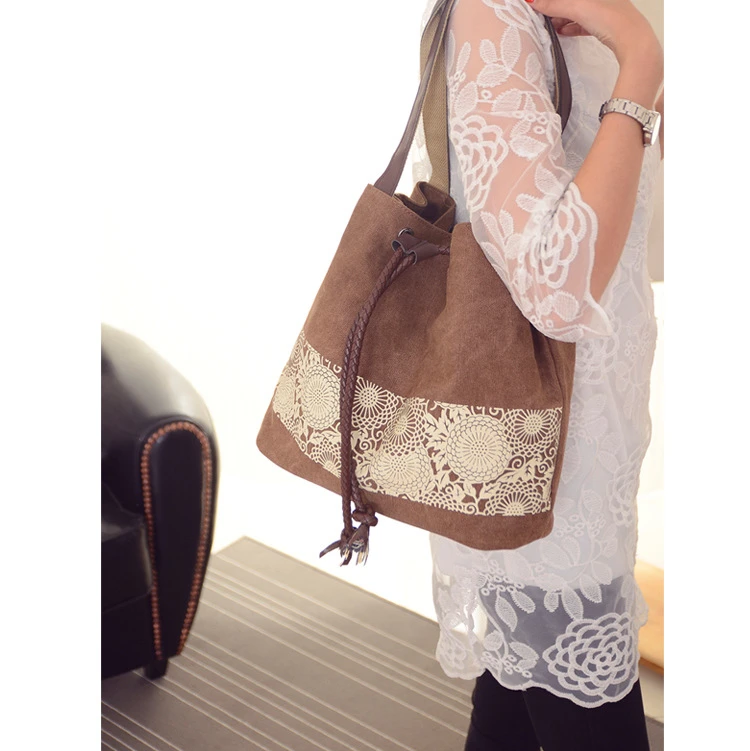 2022 Ladies Large-Capacity Fashion Canvas Shoulder Bag Mori Female Print Retro Casual Closure Dual-Use Canvas Bag