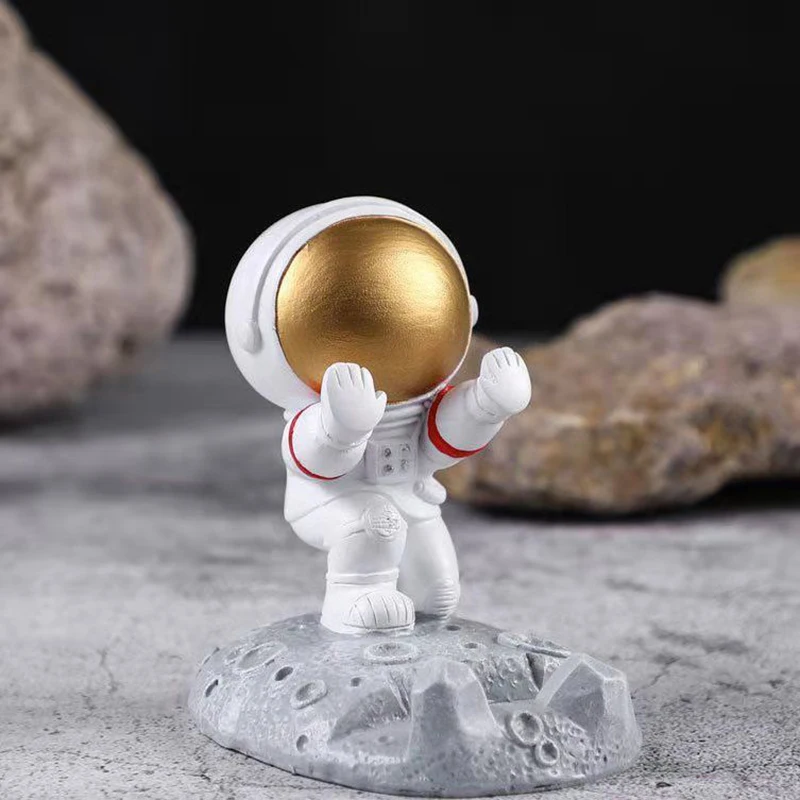 

Cute Spaceman Model Mobile Phone Holder Storage Desktop Office Decoration Car Decoration Resin Creative Dift