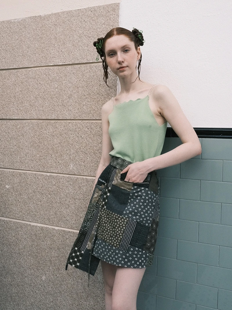 

2020 New Spring And Summer High Waist Spliced Metal Beading Irruglar Short Half Body Skirt Pencil Sexy U383