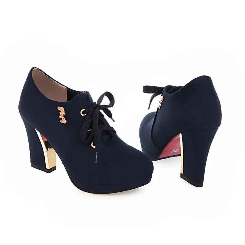 Туфли лодочки женские на высоком каблуке заостренный носок шнуровке небольшие