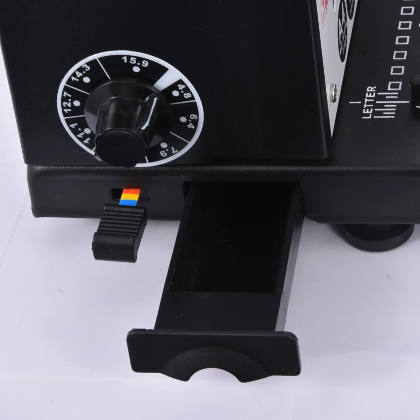 Станок для спирального переплета проволоки металлический с отверстиями 34