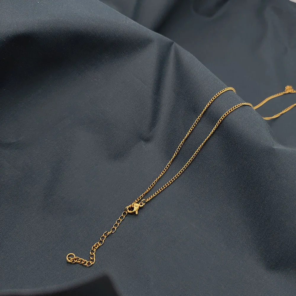 

Personalized wing round disc necklace for women stainless steel gold letter initial necklace with box mom gift mother day custom