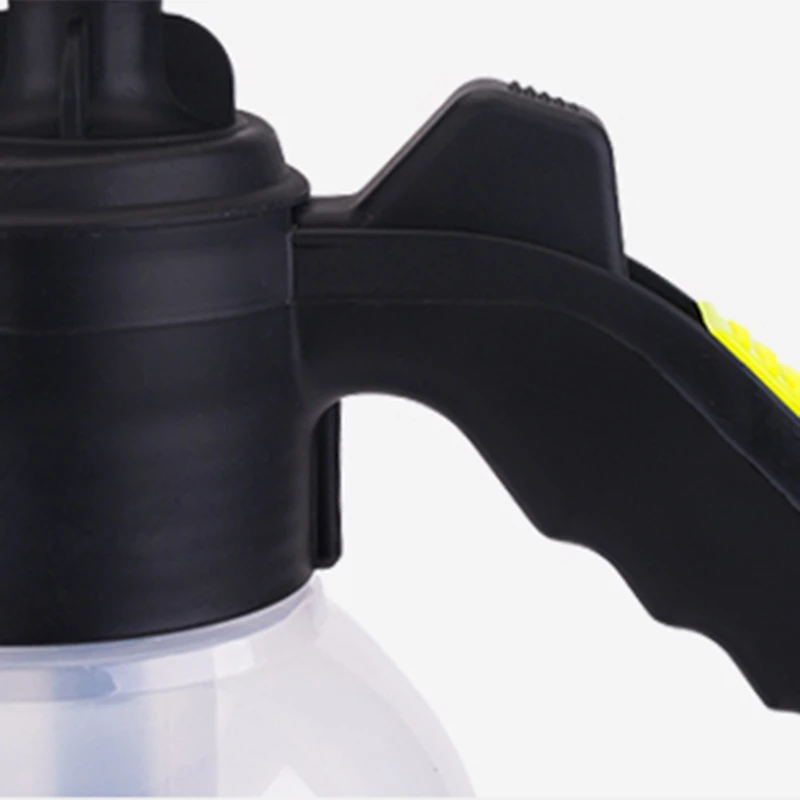 

2L Air Pressure Spray Bottle Household Cleaning Car Cleaning Household Disinfection