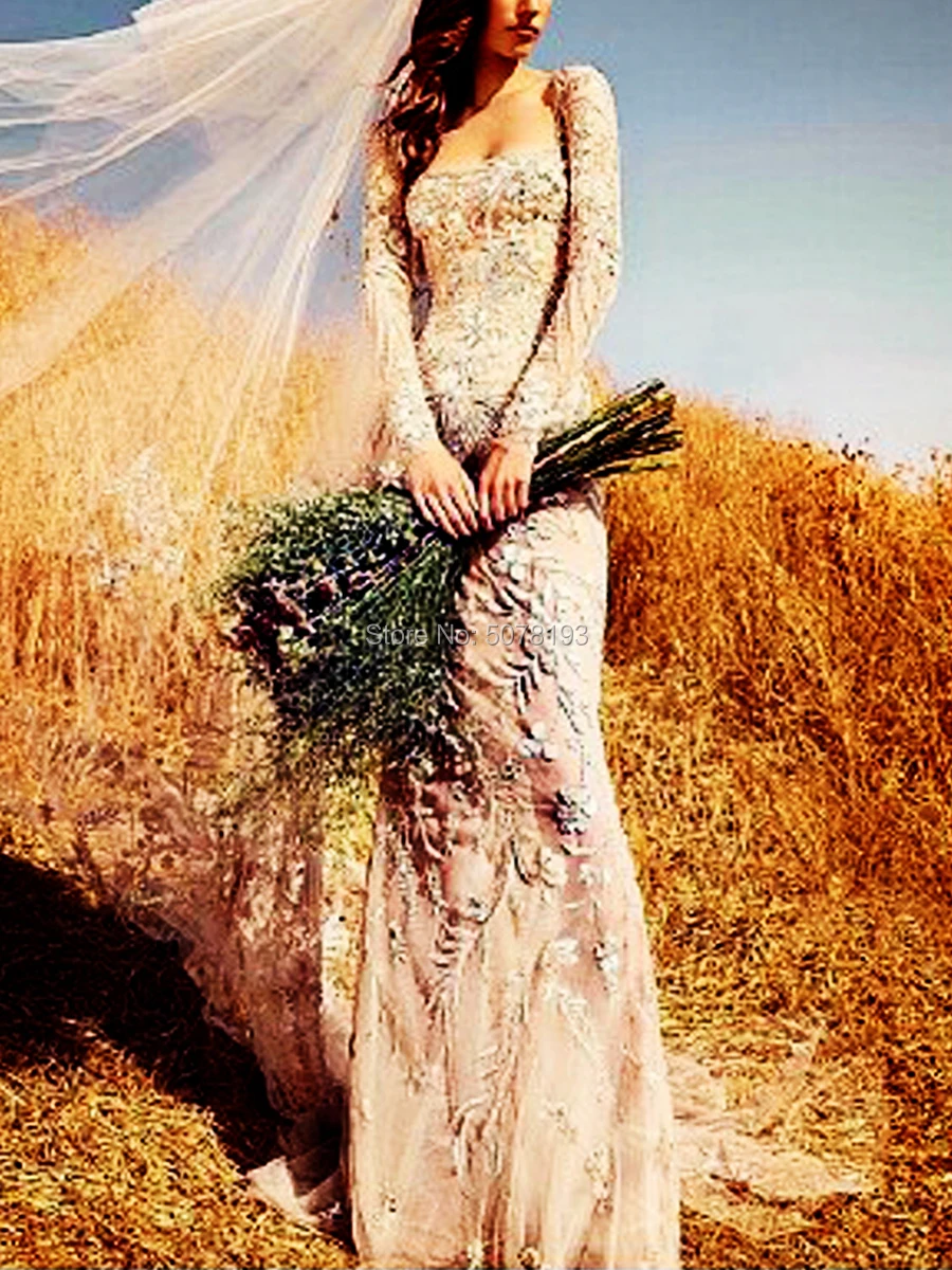 Фото Женское длинное свадебное платье фатиновое с юбкой годе без бретелек