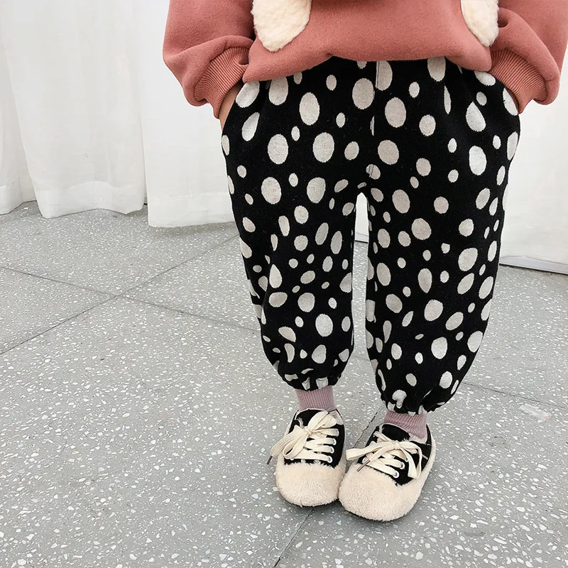 Весенне осенние хлопковые трикотажные повседневные брюки в горошек для девочек