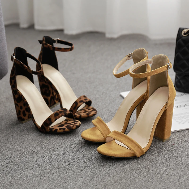 

2020 Women Strap Thick Block 11.5cm Heels Sandals Leopard Valentine Flock Platform Yellow Sandles Summer Gladiator Dress Shoes