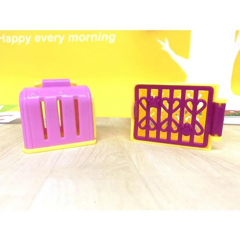 

2/4PCS Fashion Mini Pets Accessories Dog Cats House For Dolls Toy Kids Best Playmate Plastic Gift S3P6