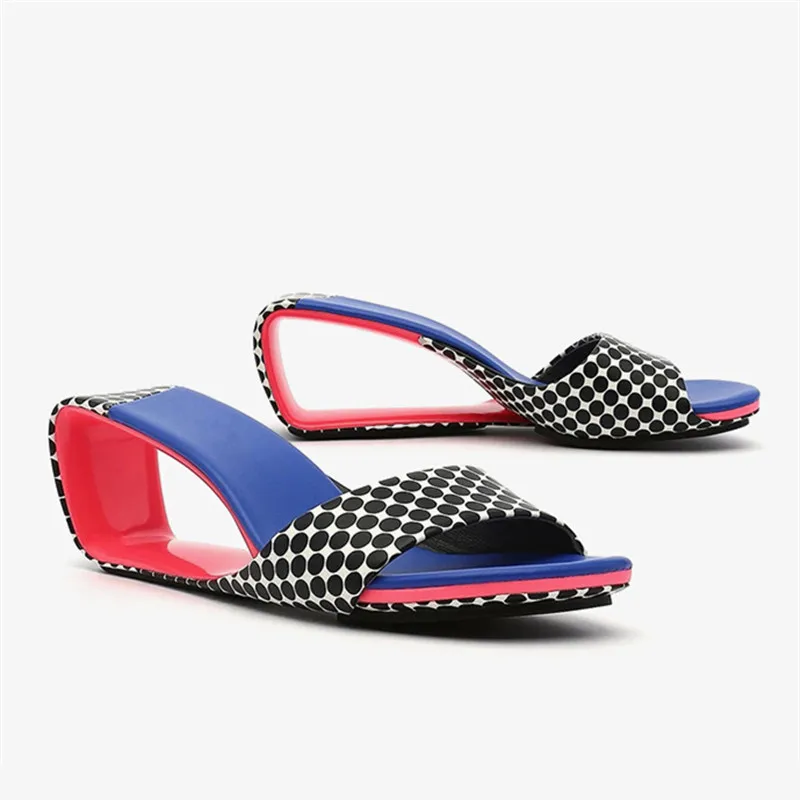 

2021 New Women Slippers Strange Hollow Out Heel Wedge Slipper Summer Slides 6CM High Heel Sandals Ladies Shoes Zapatos Mujer