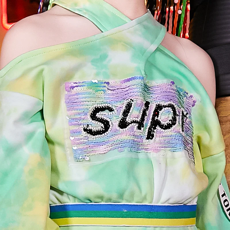 

2021 Girls Hip Hop Dance Costumes Fashion Tie-Dye Top Skirt Suit Kids Street Dancing Clothes Modern Stage Performance Wear