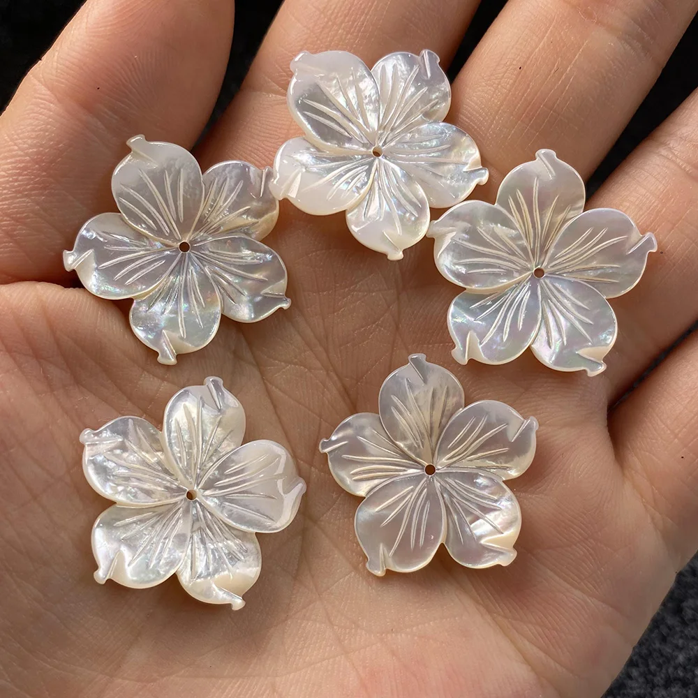 

Flower-shaped White Shell Loose Beads Cute Handmade Crafts DIY Exquisite Bracelet Necklace Earrings Jewelry Accessories Bead