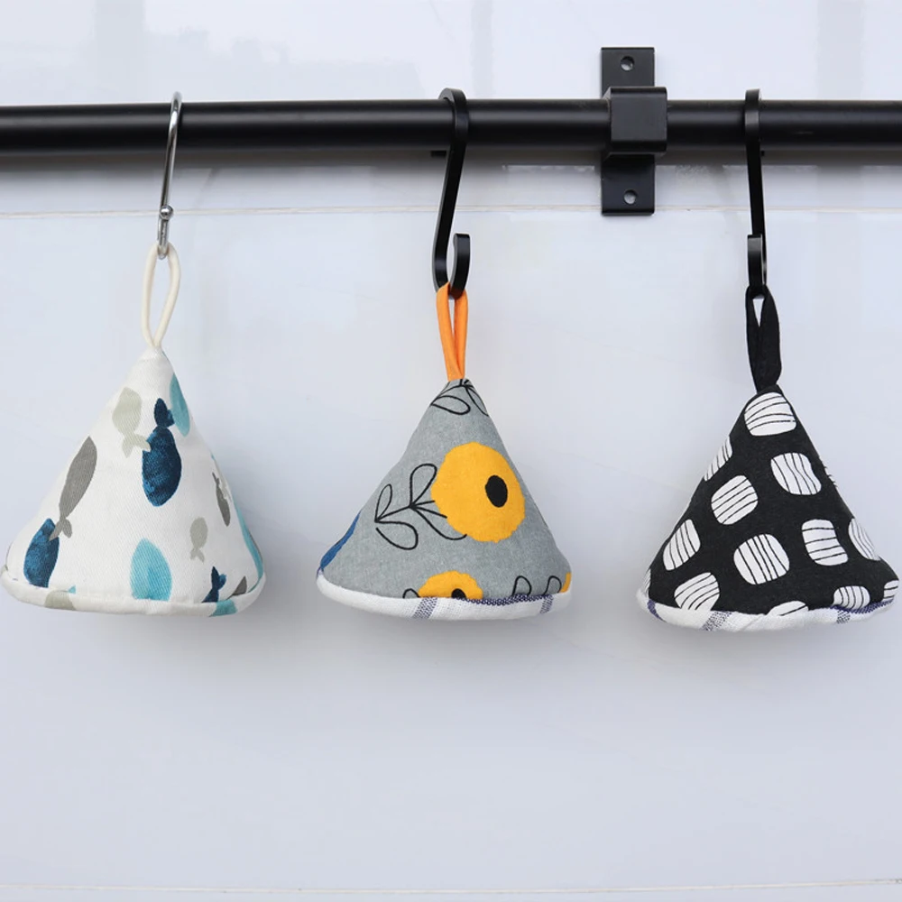 

4pcs Fabric Anti-scalding Pad Heat Insulation Pot Boiler Handle Cover Sleeve Set Triangle Pot Cap Casserole Iron Pot Home Favors