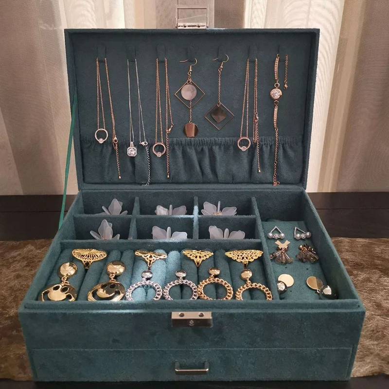 

Jewelry Packaging & Display