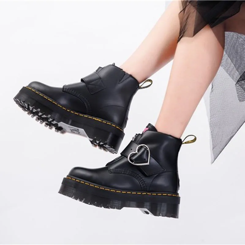 

Peach heart Martin boots female buckle leather short boots girl fashion boots zipper thick bottom British style women's boots