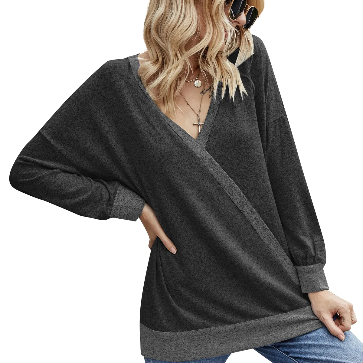 

Donsignet Women's T-shirt New Fashion Spring and Autumn V-neck Solid Color Hedging Hit Color Off-shoulder Pocket Long Sleeve