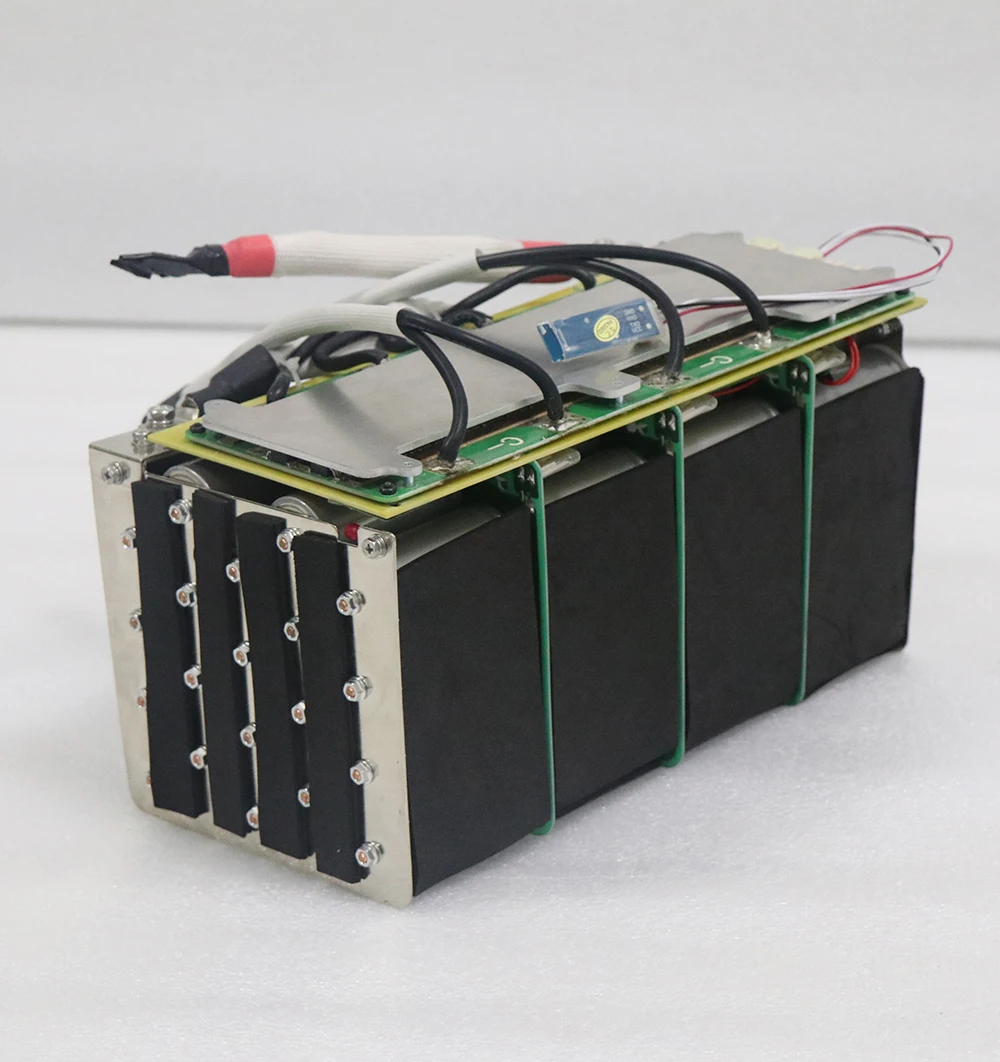 

Lead acid replacement Solar battery RV Marine 12V 200Ah 12V 300Ah 12V 100Ah LiFePO4 Lithium Battery 12V 100Ah