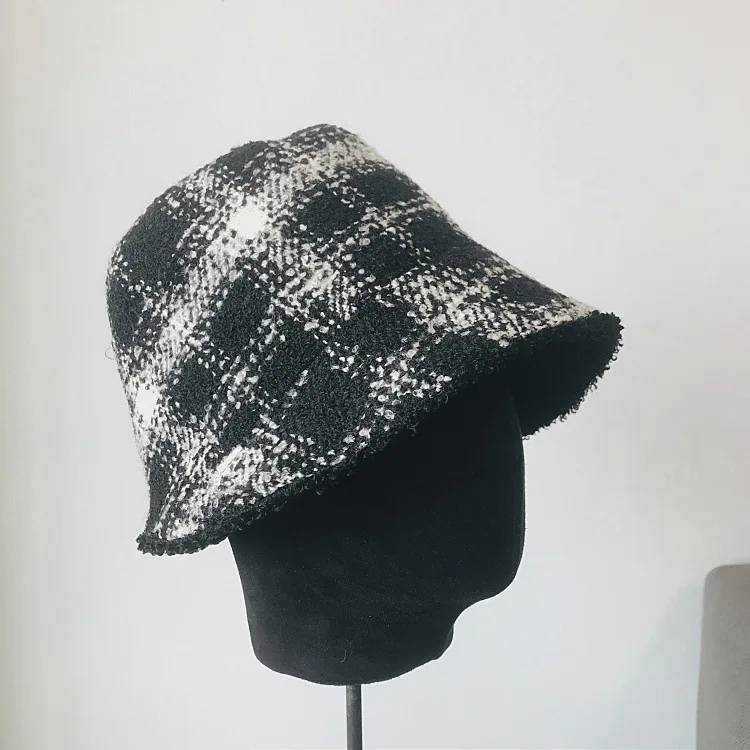 

2021 New Bucket Hats For Women Autumn Winter Sun UV Hat ladies Plaid Elegant Big Brim Caps Wholesale