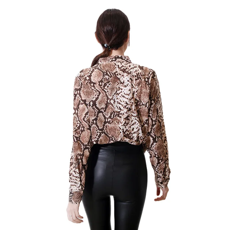 

Women Lapel Shirt Plus Size Loose Leopard Snake Print V-neck Button Shirt Pullover Tops and Blouse Shirt Girls Clothes Femme New