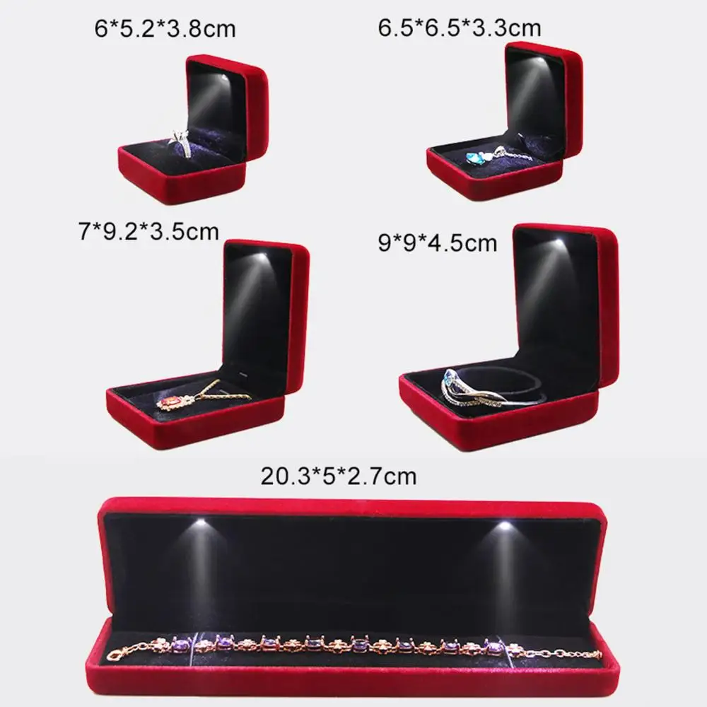 

70% Hot Sale Portable Jewelry Storage Box with LED Light Ring Bracelet Necklace Organizer