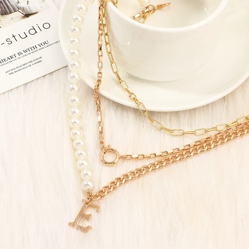 

Triple Layered Chain Gold Necklace Women Jewelry Asymmetric Imitation Pearl Punk Chunky Chain Initial E Pendant Necklaces Party