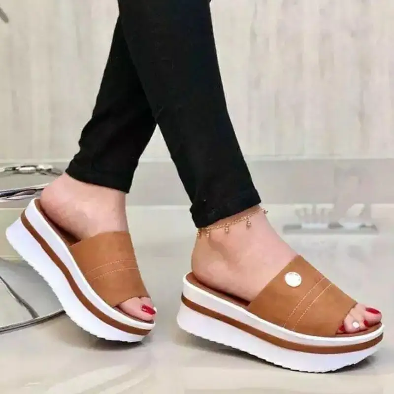 

2021 Summer Women's Casual Sandals Fashion Solid Thick Bottom Female Outdoor New Slippers Comfortable Plus Size Ladies Sandals