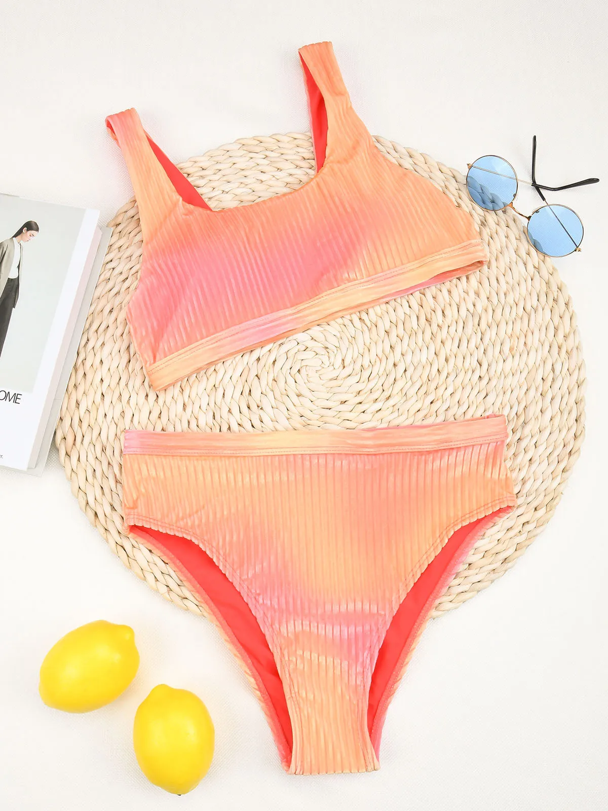 

2021 new special fabric sexy high waist split bikini