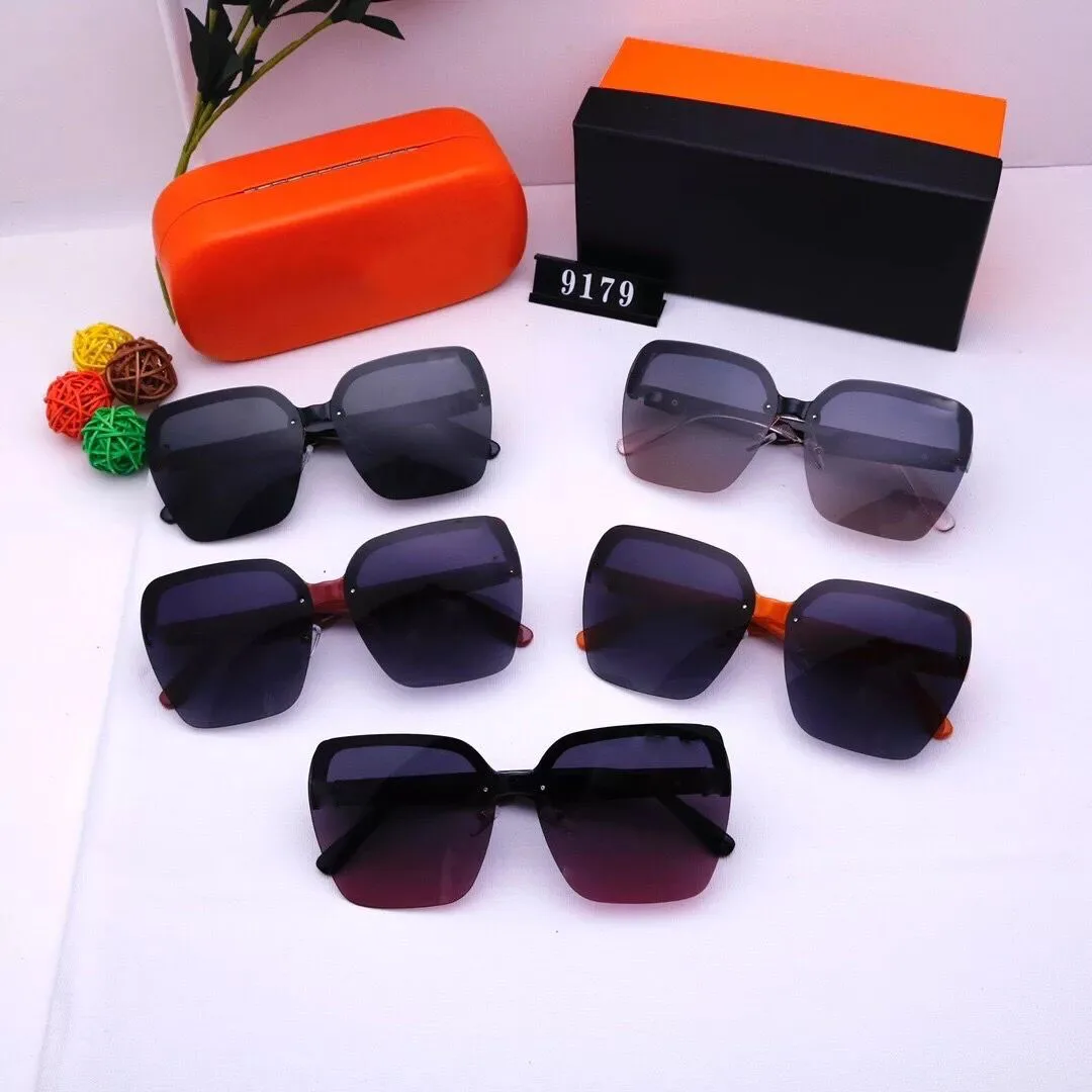 

Star Same Style Square Sunglasses Blackout Thickened Large Frame Sunglasses Men's And Women's Luxury Brand Sunglasses