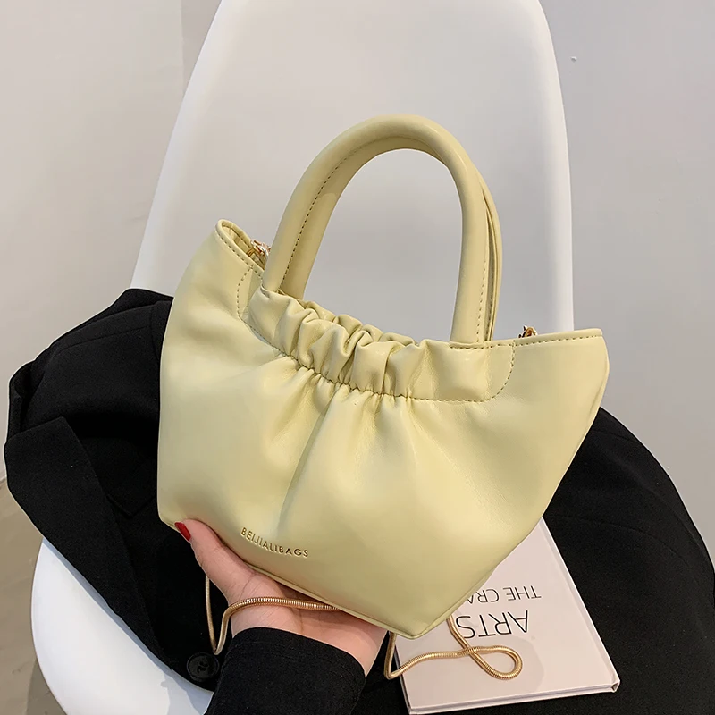 

Small crowdsourcing female ins2021 new design sense portable fold jiaozi bag chain messenger bag