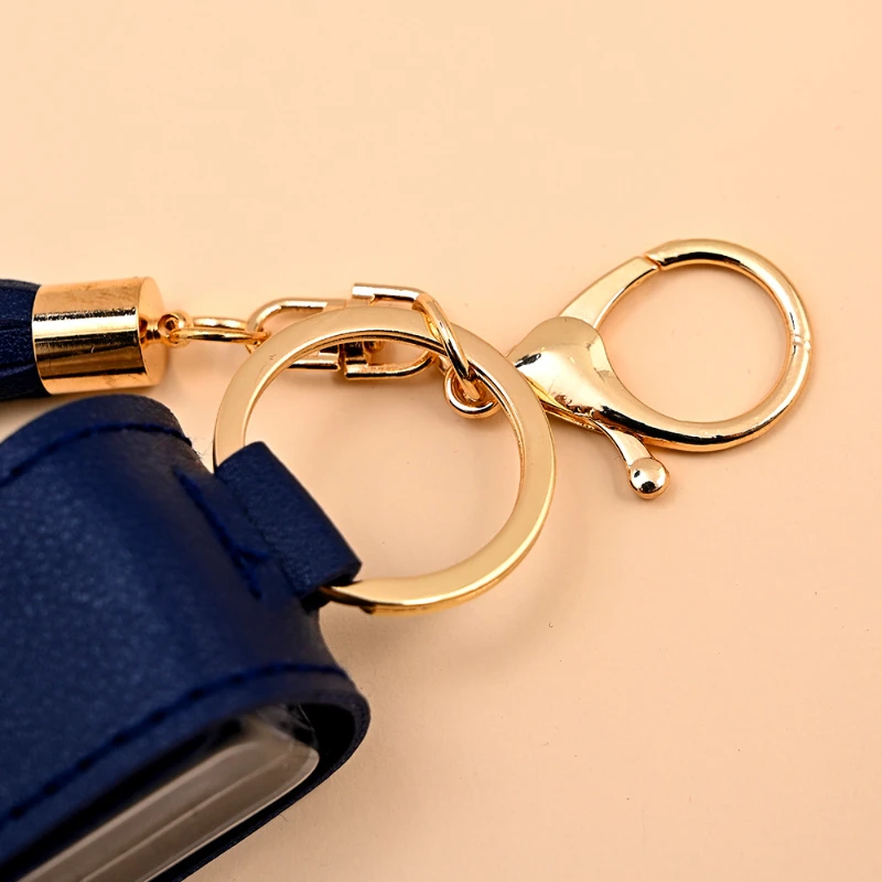 

30ml Hand Sanitizer Bottles Bracelet Dispenser Magic Disinfectant Portable Bottle PU Leather Case Keychain Mini Soap Dispenser