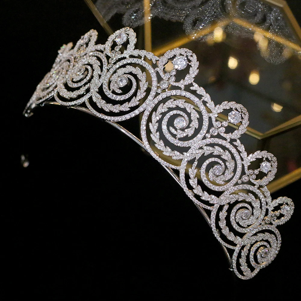 Женская свадебная тиара винтажная большая с фианитом и короной невесты