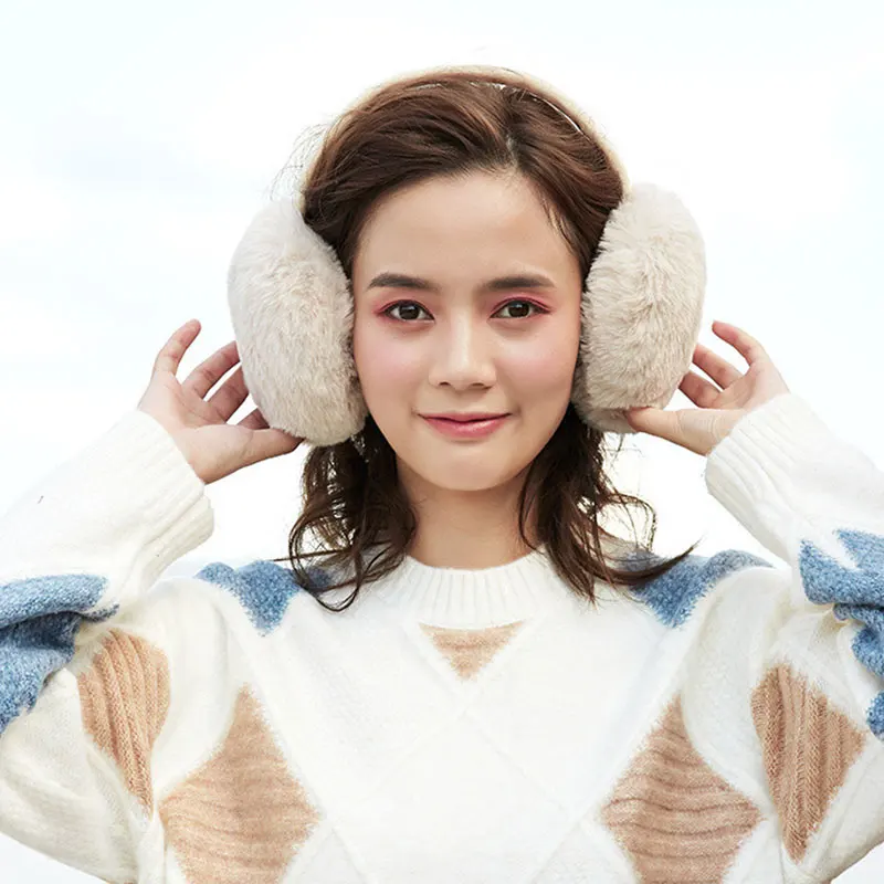 Новые модные милые меховые осенне-зимние женские наушники однотонные теплые и