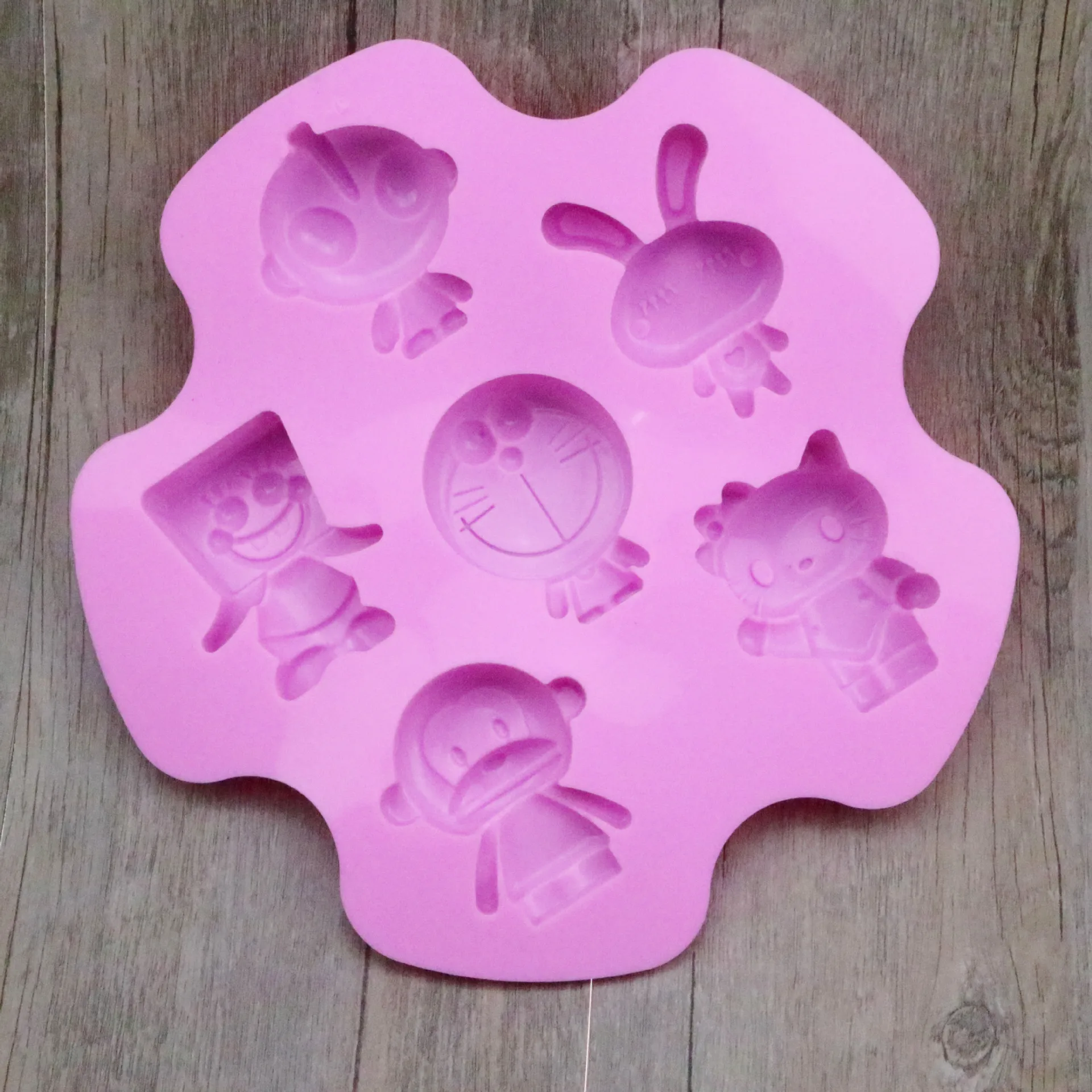 Силиконовая форма для льда с мультяшными персонажами 6 отверстий поднос