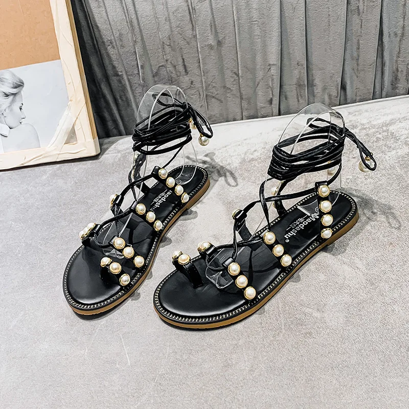 

2020 women's sandals new Rome with pearl flat bottom casual and comfortable all-match travel explosion trend women's shoes