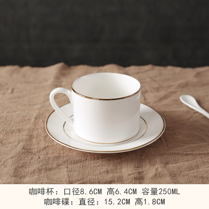 Европейские роскошные наборы кофейной чашки и блюдца фарфоровая чайная чашка из