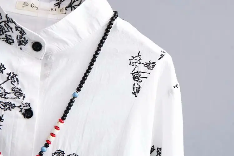 Женская хлопковая блузка с вышивкой и воротником стойкой повседневная