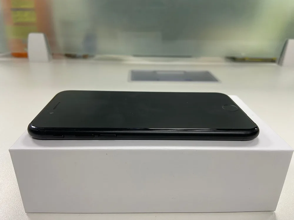 Для Apple iphone 7 4 аппарат не привязан к оператору сотовой связи для мобильных телефонов на базе IOS 4 ядра 2 Гб Оперативная память 32/128 ГБ/256 ГБ Встроенная память 12.0MP отпечатков пальцев с оригинальной разблокировкой iphone 7