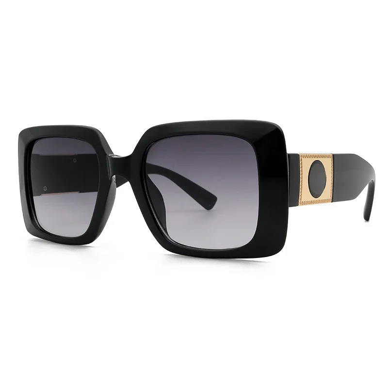 

Fashion Square Sunglasses Women Summer Outdoor Sun Glasses Men Black Eyewear UV400 Oculos De Sol