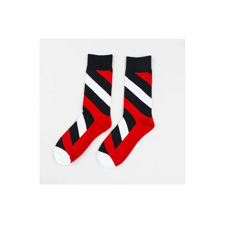 

4 Pairs/Lot Cotton Socks Autumn/Winter New Deodorant Anti-friction Breathable Socks Tide Men Personalized Creative Socks