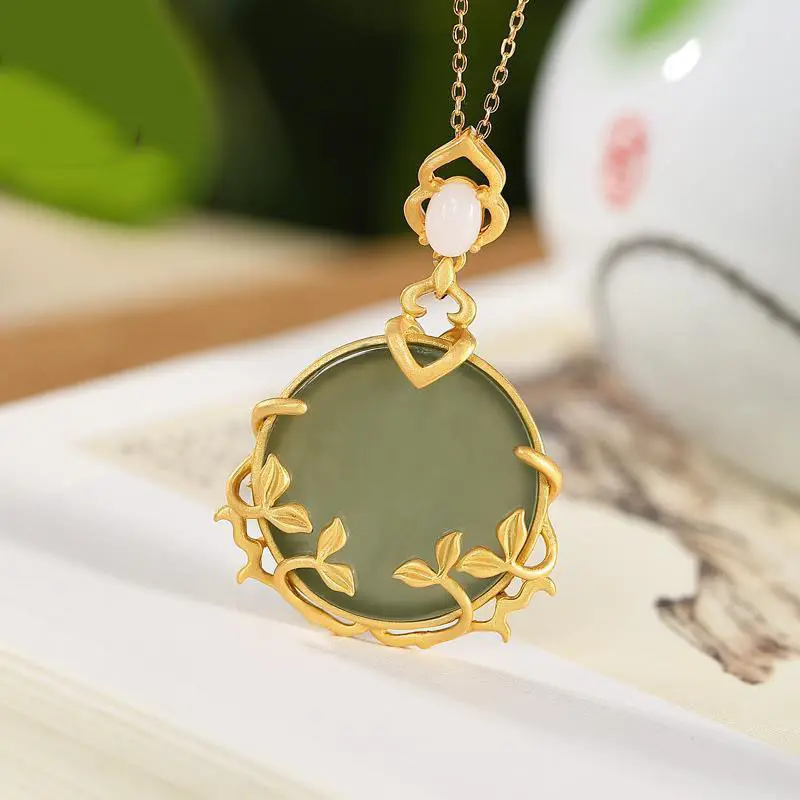 

HML& original new ancient gold craftsmanship inlaid natural Hetian jade bamboo leaf necklace pendant ladies jewelry